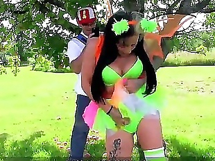 Public Sex : Pokemon Go to catch a Horny Pikachu..